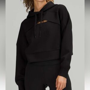 Lululemon Get Centered Crop Hoodie Size 8